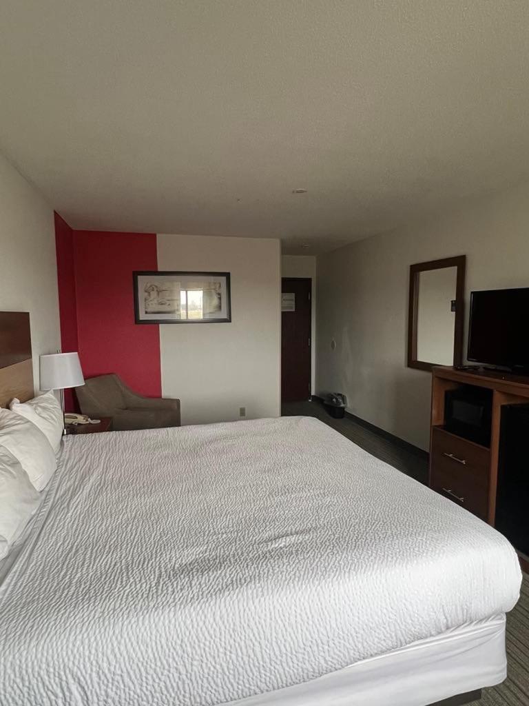 Hotel Ramada By Wyndham Effingham Esterno foto