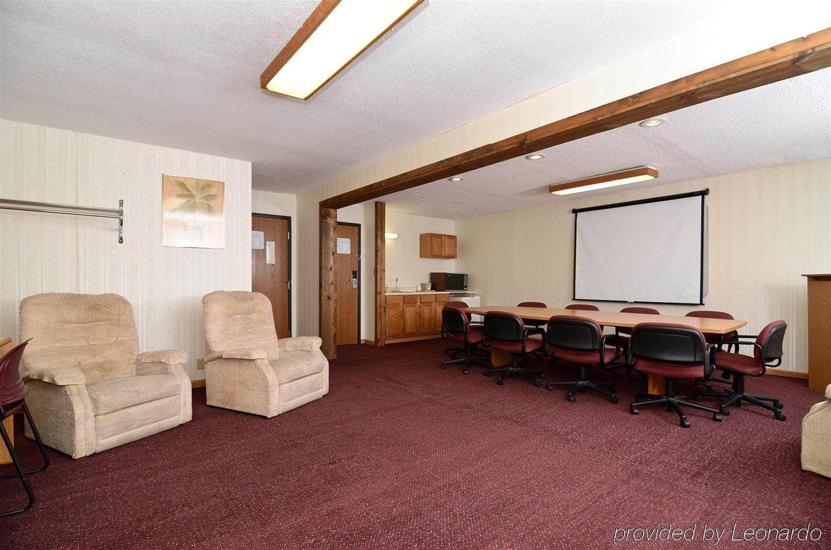 Hotel Ramada By Wyndham Effingham Affari foto